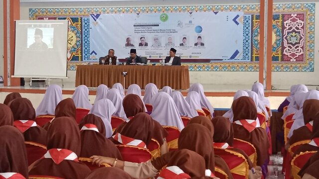 Membendung Politisasi Agama & Menuju Politik Yang Religius Melalui Penguatan Etika-Politik Umat Beragama