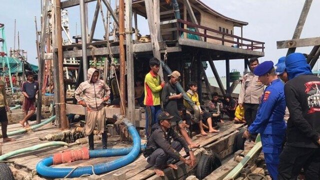 Polres Basel Desak Penambang Pasir Timah Ilegal Angkat Kaki dari Perairan Laut Sukadamai