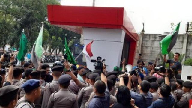 Aktivis 98 Ini Minta Bahlil Tinggalkan Cara Orde Baru Dalam Menghadapi Demonstrasi Di KPK