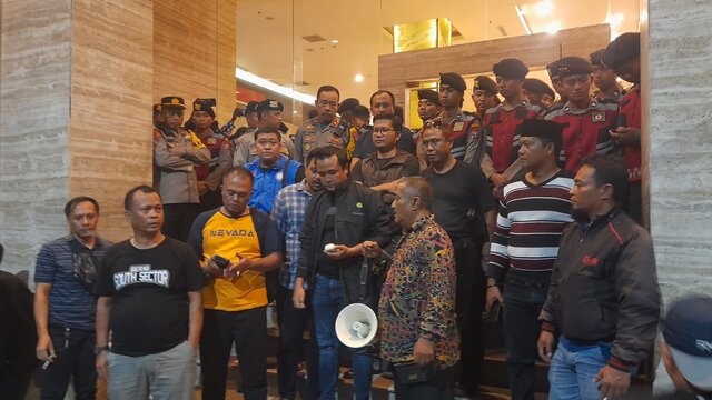 Pemilu Carut Marut, Mantan Aktivis HMI Lakukan Mosi Tidak Percaya ke Bawaslu Jember