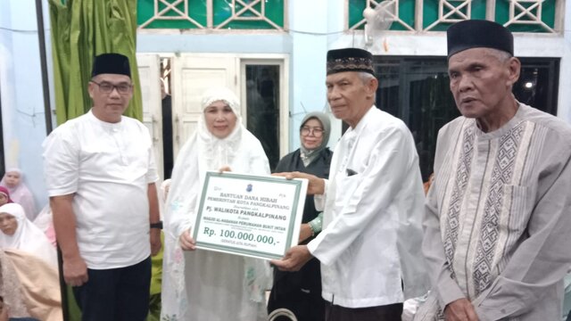 Pemkot Pangkalpinang Berikan Bantuan Dana Hibah Rp100 Juta ke Masjid Al-Hasanah