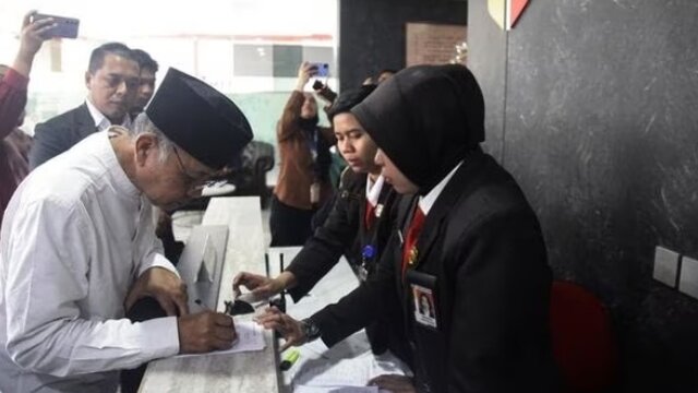 Mantan Ketua KPK Laporkan Dugaan Kecurangan Pemilu ke Bawaslu