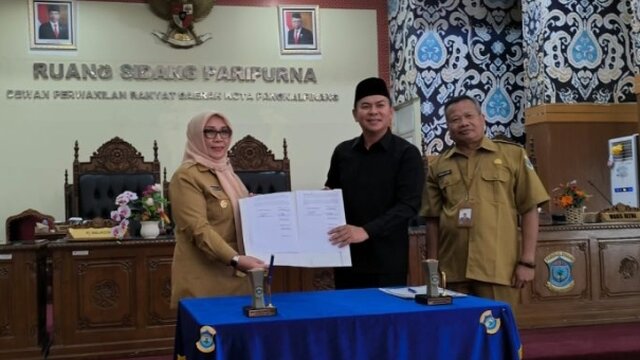 Perda Retribusi Masuk Tapak Kawasan Wisata Pasir Padi Dan Izin Penjualan Miras Resmi Dicabut