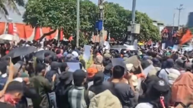 DPR Jadi Penjamin Bebasnya 50 Demonstran yang Diamankan Polisi Saat Unjuk Rasa