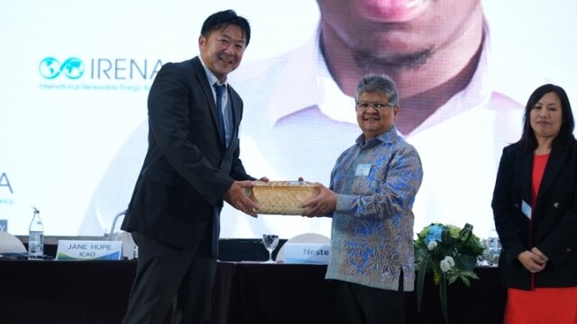 Indonesia Soroti Potensi Bahan Bakar Penerbangan Berkelanjutan dari Kelapa Sawit