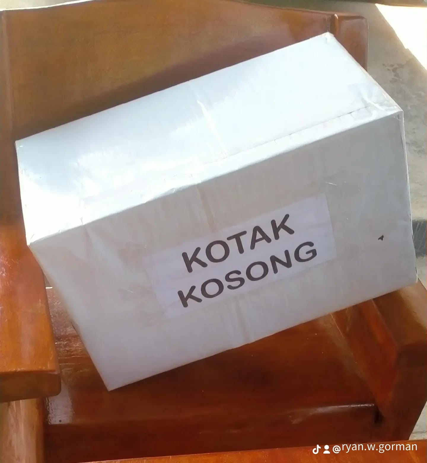 PERPAT : "Kotak Kosong Bukan Berarti Kosong Tapi Ini Berisi. Jangan Anggap Enteng!"