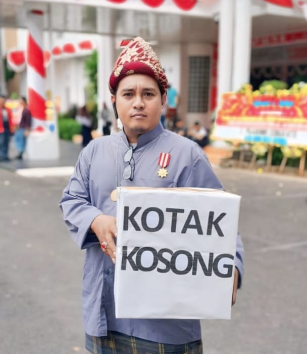 Kotak Kosong