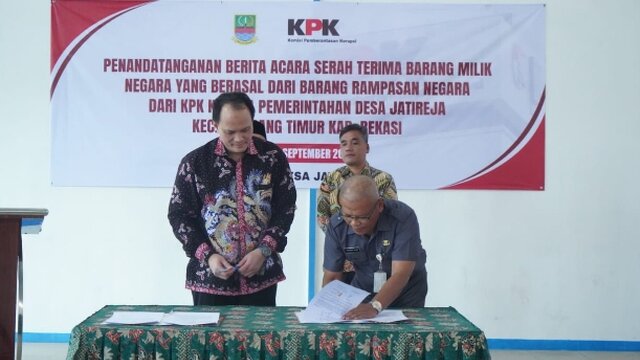KPK Hibahkan Aset Rampasan Rp9,67 Miliar kepada Pemdes Jatireja Bekasi