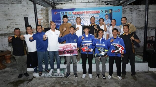 Budi Utama Lepas Atlet Grasstrack Bertanding di PON Aceh-Sumut, Adhy Sarphio Janjikan Hadiah Mobil dan Motor