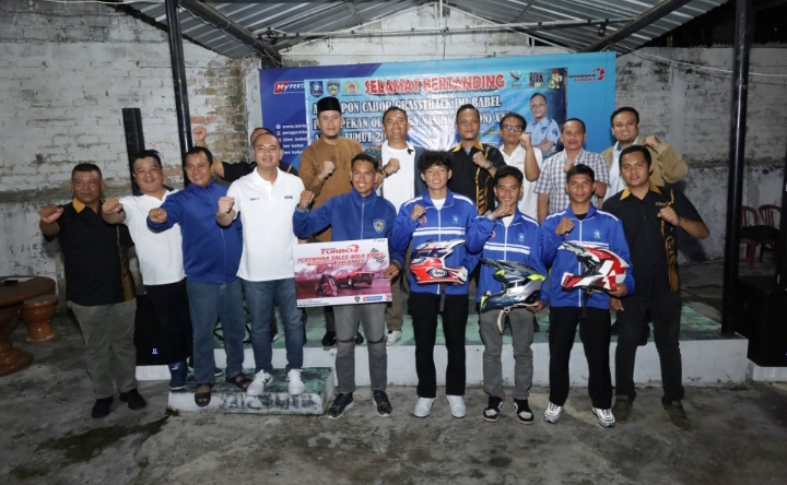 Budi Utama Lepas Atlet Grasstrack Bertanding di PON Aceh-Sumut, Adhy Sarphio Janjikan Hadiah Mobil dan Motor