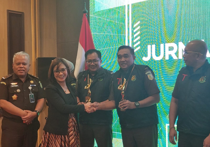 Kejati Bangka Belitung Raih Penghargaan "Pelayanan Publik Terbaik" di Workshop Kehumasan 2024