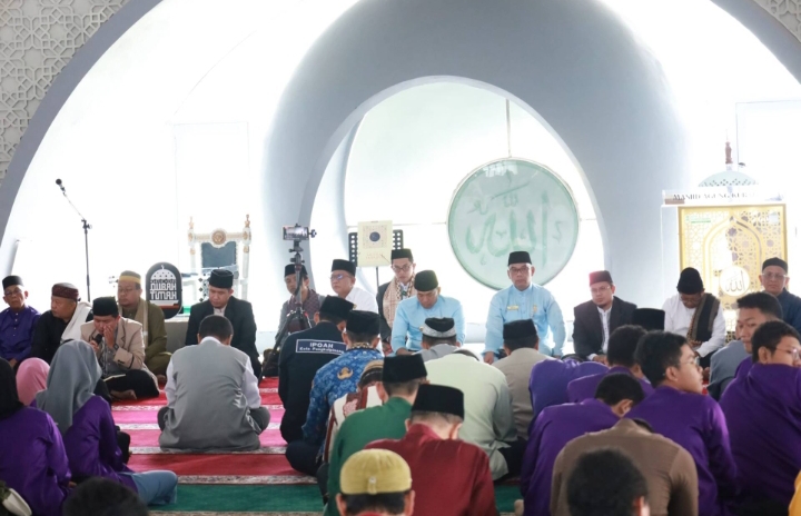 Tabligh Akbar dan Nganggung Semarakkan Peringatan Hari Jadi Ke-267 Kota Pangkalpinang