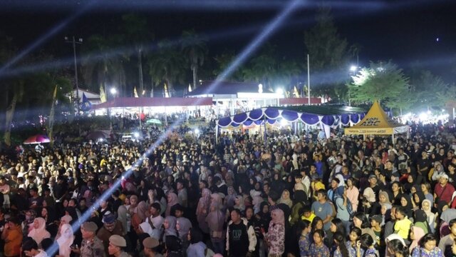 Ribuan Masyarakat Ramaikan Peringatan Malam Puncak Hari Jadi Kota Pangkalpinang Ke-267