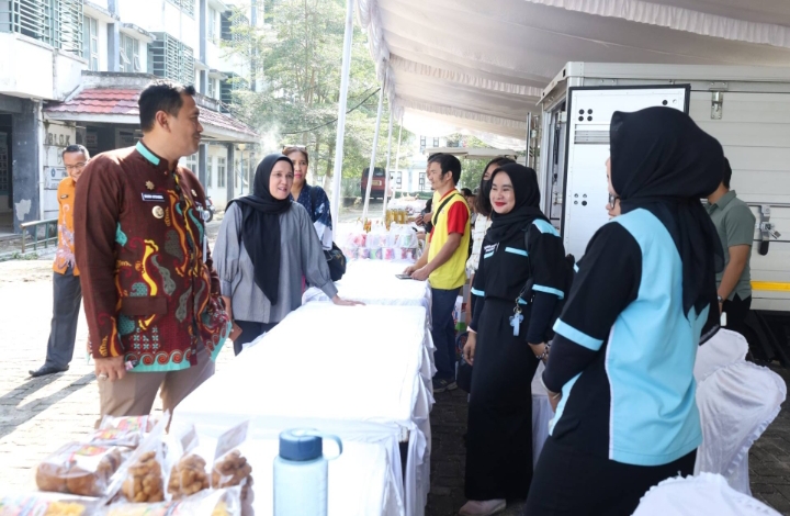 Kendalikan Inflasi, Pemkot Pangkalpinang Gelar Operasi Pasar Murah