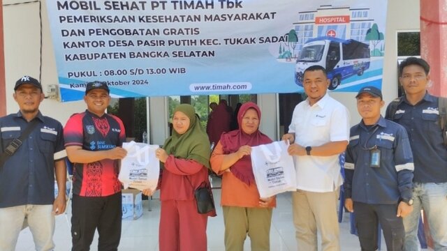 Beri Layanan Kesehatan Gratis, Mobil Sehat PT Timah Datangi Desa Pasir Putih Bangka Selatan
