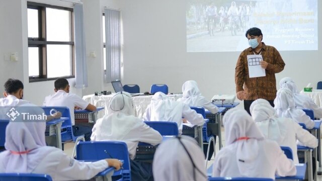 Program Timah Mengajar: Tingkatkan Kompetensi Guru dalam Penulisan Karya Ilmiah