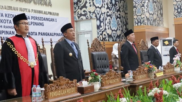 Pj Wali Kota Sampaikan Nota Keuangan dan Raperda Tentang APBD Kota