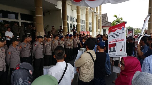 Terindikasi Dukung Paslon Tunggal, KAHMI Tuntut Mundur Komisioner KPU Pangkalpinang