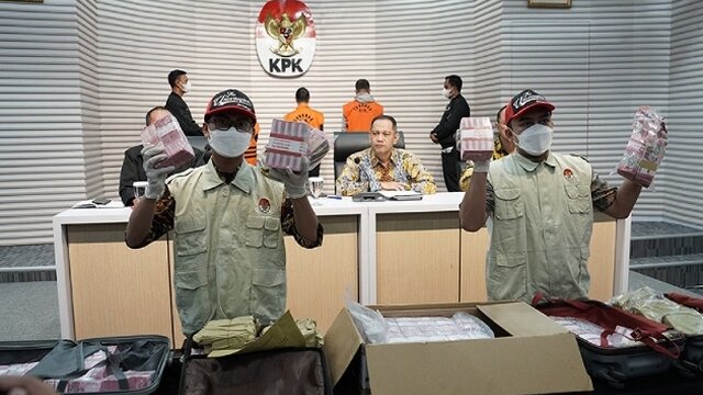 KPK Lakukan Penangkapan Terkait Korupsi Pengelolaan Anggaran Pemkot Pekanbaru