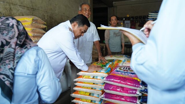 Jelang HBKN, Pj Wali Kota Pangkalpinang Pastikan Stok dan Harga Pangan Stabil