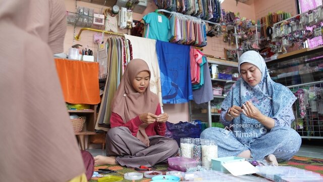 Perjalanan O’Bross Collection bersama PT Timah, Kerajinan Tangan hingga Hijab Motif Lokal