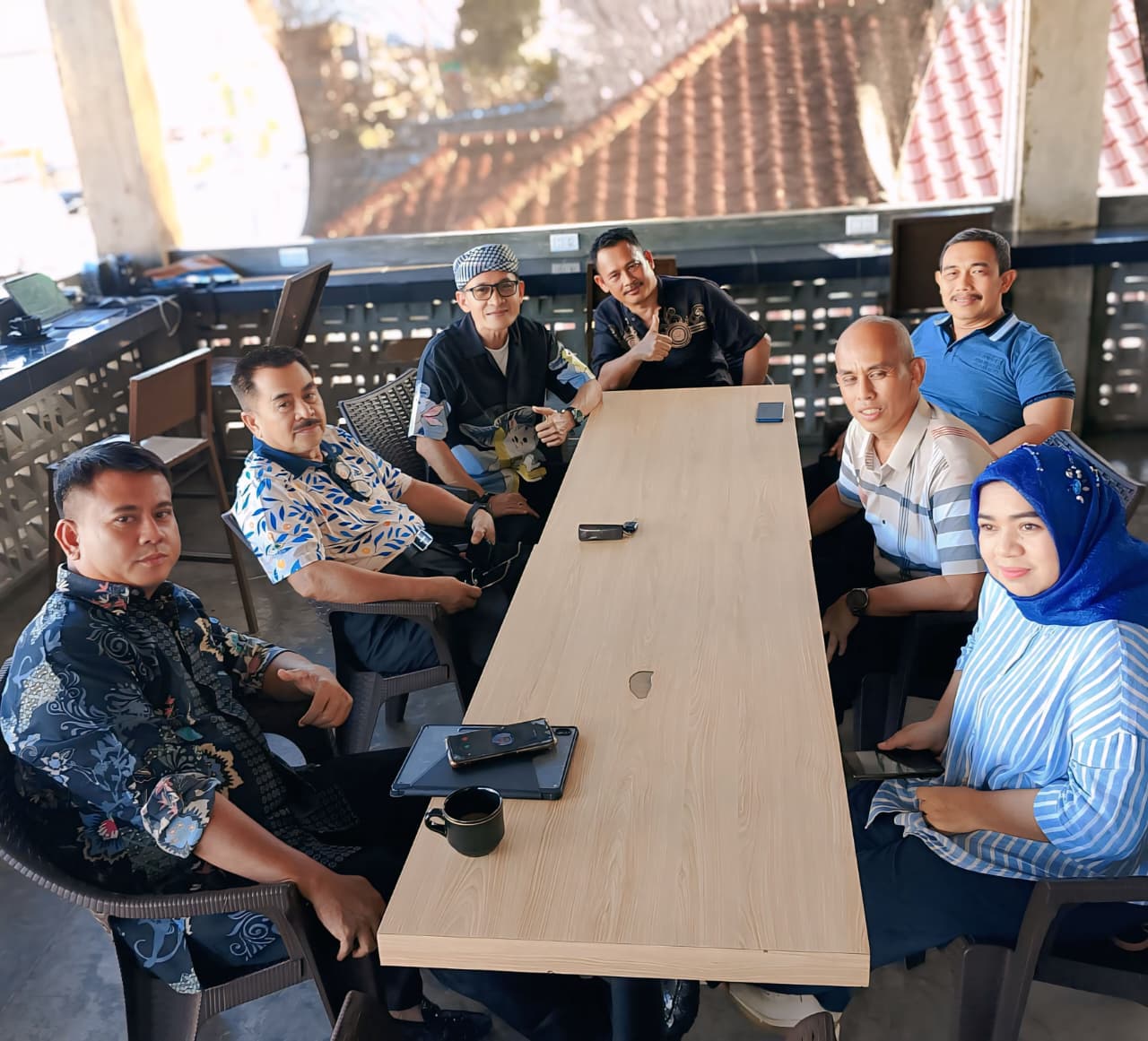 Untuk Pangkalpinang Bersinar: Brigjen TNI (Purn) dr Ismi Purnawan Ngopi Bareng Komisioner KI Pusat Syawaludin