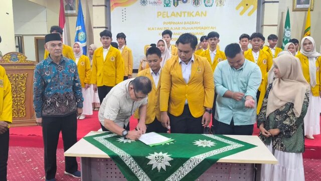 Asisten Pemerintahan dan Kesra Hadiri Pelantikan Pimpinan Daerah IPM Kota Pangkalpinang 2024-2026
