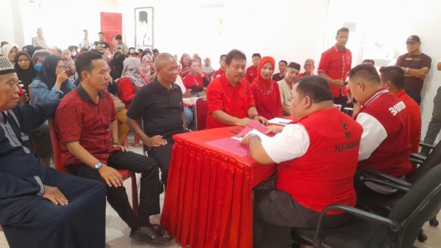 Siap Bawa Pangkalpinang Menuju Kemenangan, Prof Udin Resmi Mendaftar di PDIP