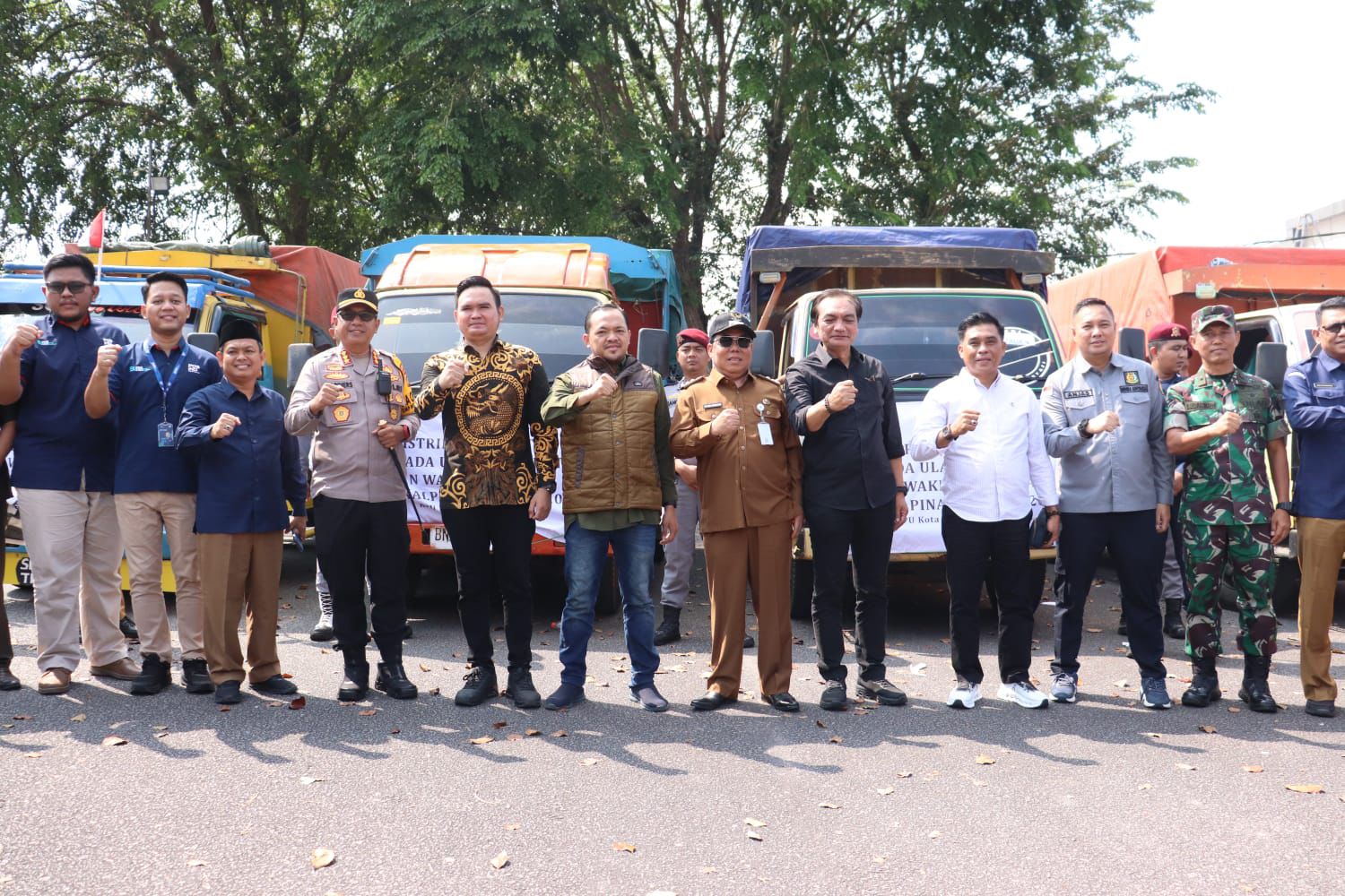 Pj Walikota Pangkalpinang Hadiri Pendistribusian Logistik Pilkada Ulang 2025