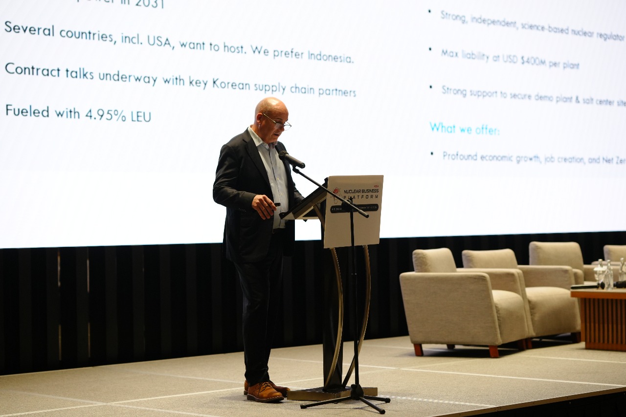 Matt Wilkinson: “Dunia Butuh Nuklir Masa Depan, Bukan Nuklir Masa Lalu”