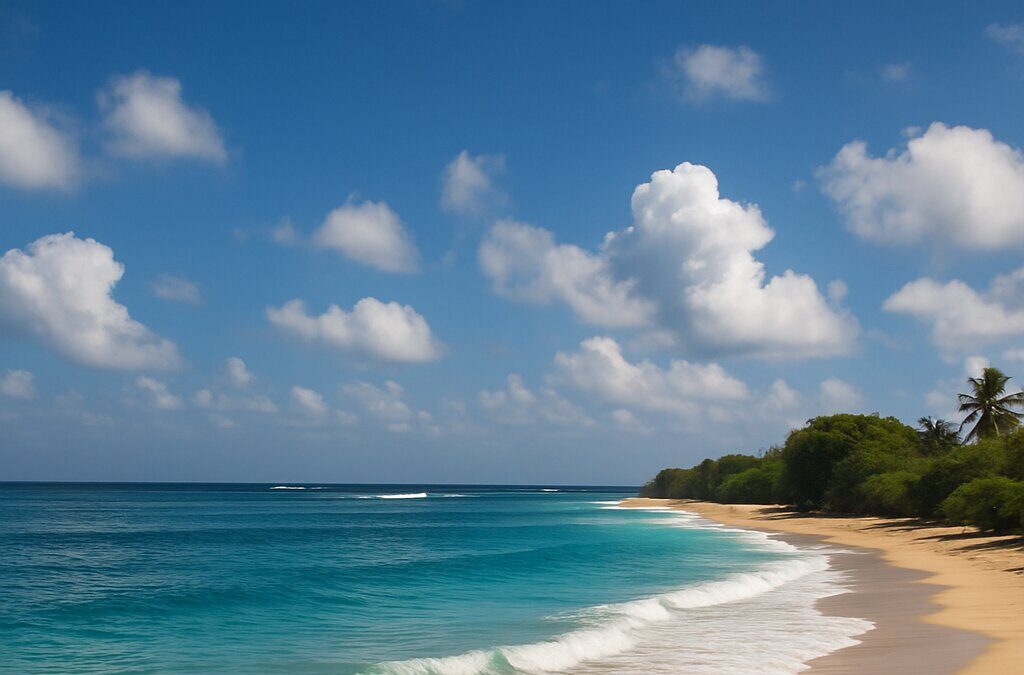 Pantai Nusa Dua Bali dengan langit cerah berawan dan kondisi gelombang laut