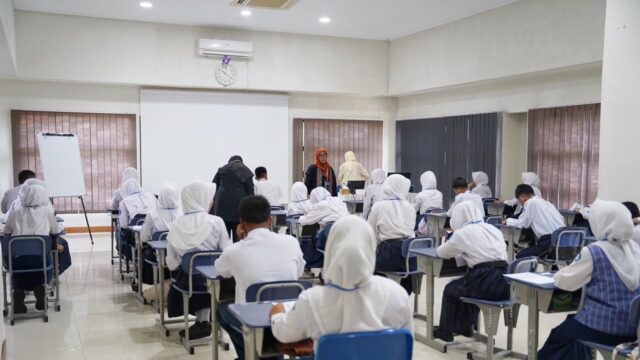 36 Siswa Lulus Seleksi Program Kelas Beasiswa PT TIMAH