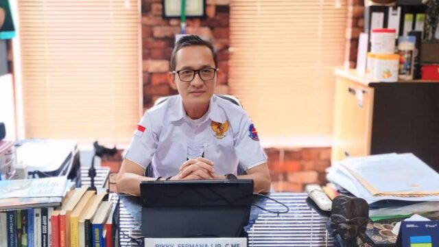 Jangan Ulangi 1998: Demokrasi Membutuhkan Kewaspadaan, Bukan Adu Domba