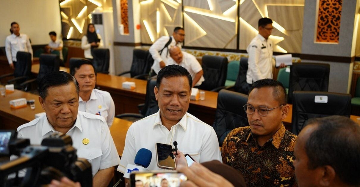 KPK Tangkap 10 Orang dalam OTT di Kabupaten Kuansing Riau