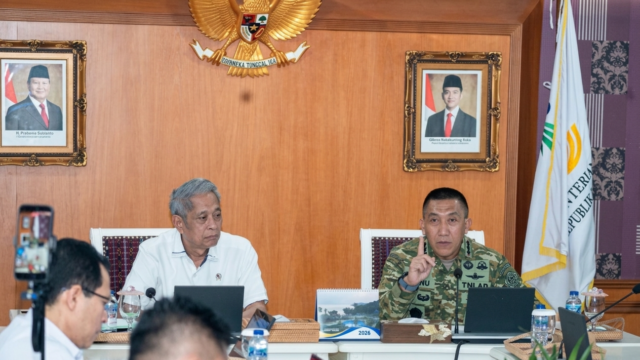 Kemensos dan TNI Siapkan Pembinaan Sekolah Rakyat