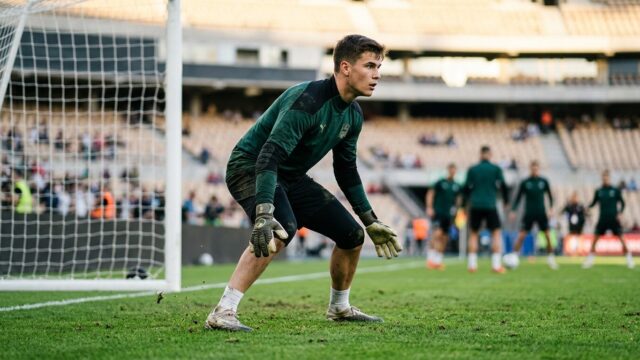 Reza Arya Pratama Resmi Bergabung Dengan Persebaya Surabaya