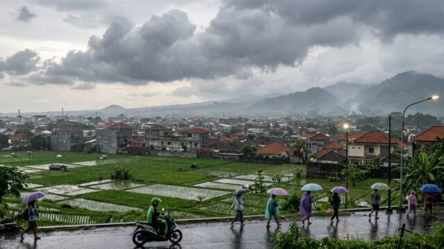 Prakiraan Cuaca Rabu 17 Juni 2026: Sebagian Besar Wilayah Indonesia Berpotensi Hujan Ringan