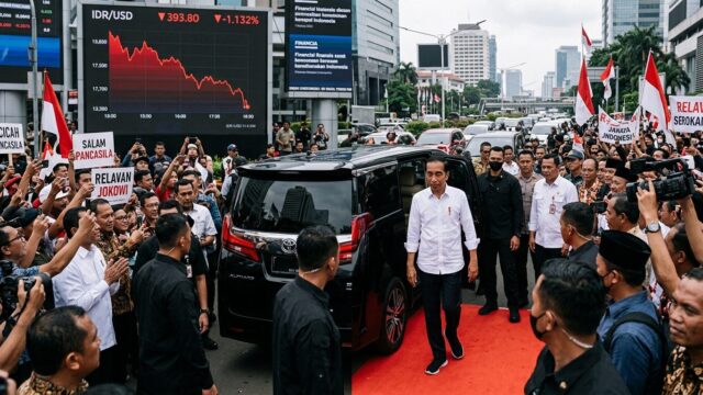 Safari Politik Jokowi Dinilai Berpotensi Menambah Tekanan terhadap Ekonomi Nasional