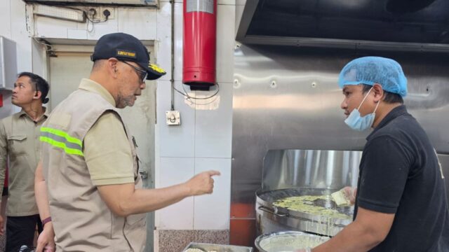 Menhaj Tinjau Dapur Katering Jemaah Haji di Madinah