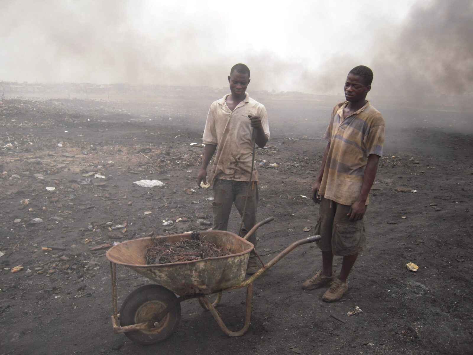 e-waste workers