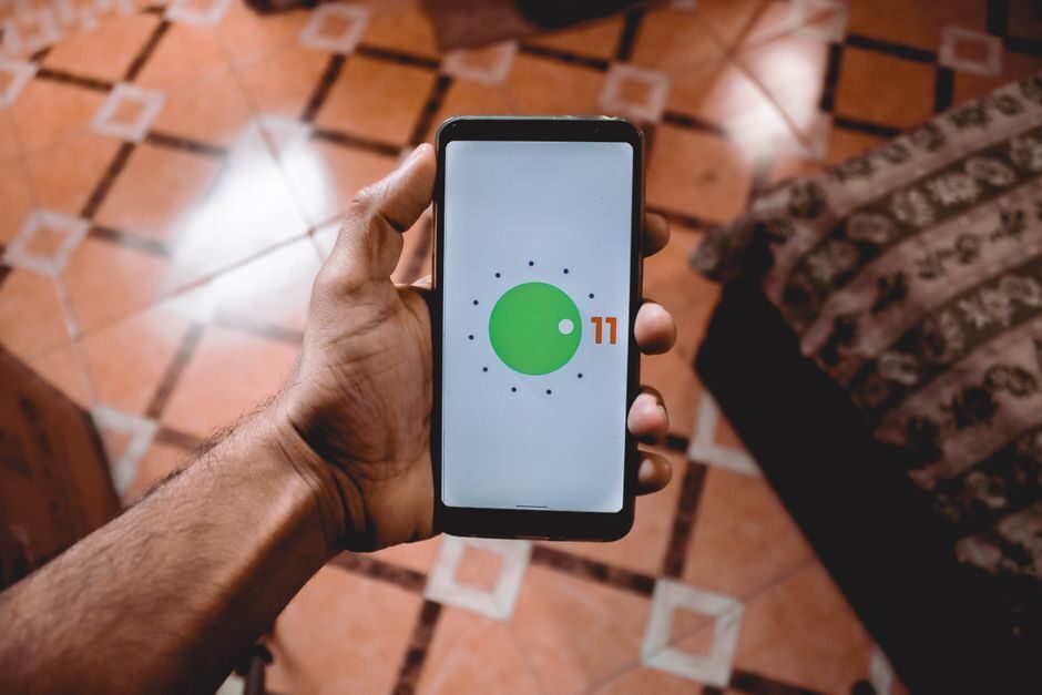 Pengguna Android Tak Tertarik Pindah ke iPhone Hanya Karena AI
