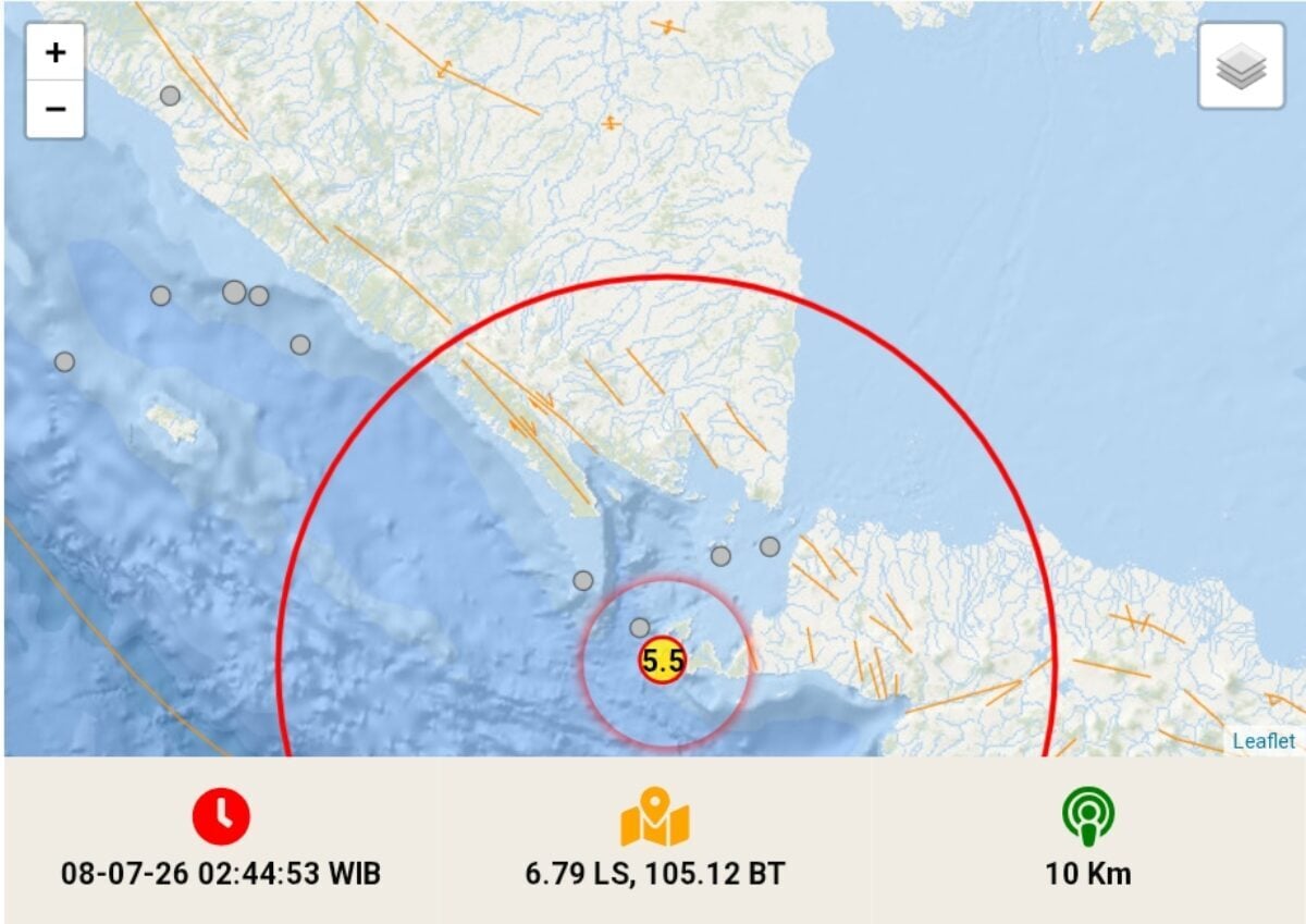 Info Gempa Mag: 5.5, 08 juli 2026 pukul 02.44.53 WIB, Lok: 6.79 LS, 105. 12 BT (52 KM Baratdaya SUMUR-BANTEN) kedalaman 10 KM