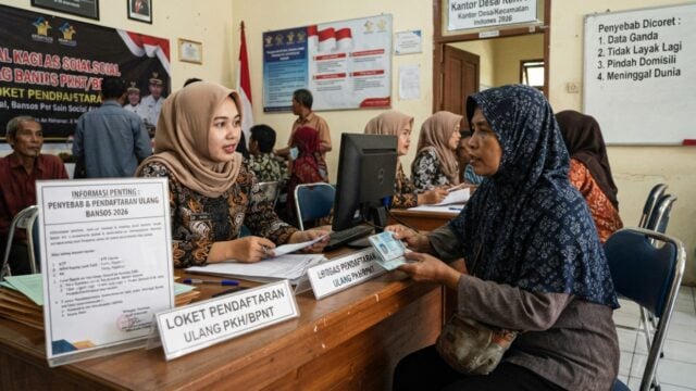 penyebab bansos pkh bpnt dicoret 2026 cara daftar ulang