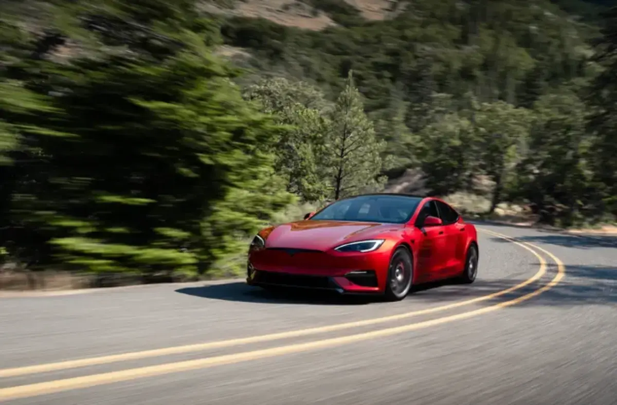 Tesla Model S Plaid