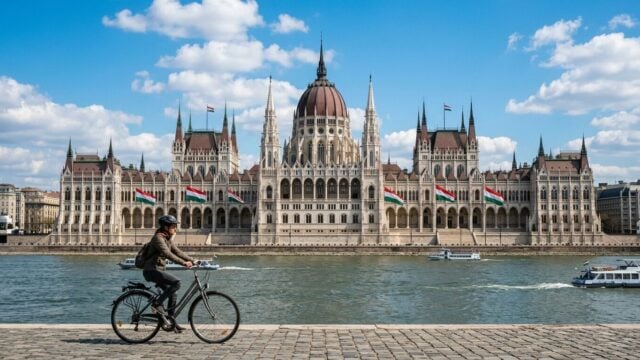Gedung parlemen Hungaria di Budapest tempat pemungutan suara berlangsung