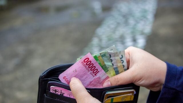 Photo for: BI Holds 6% Rate in July 2026 to Support Rupiah