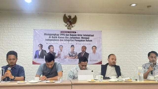 Dugaan Keterkaitan Eks Jampidsus dengan Sejumlah Kasus Korupsi Disorot