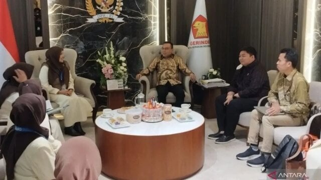 Ikatan Guru TK se-Indonesia Temui Dasco, Minta Diangkat Jadi PPPK