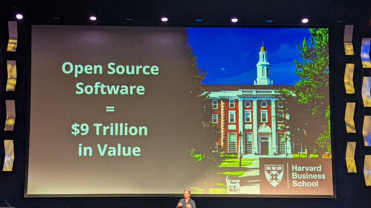 Open Source Bukan Sekadar Hobi, Perusahaan Wajib Beri Dukungan Dana