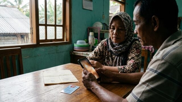 Cara Daftar Bansos Lewat HP 2026 untuk Lansia